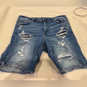 American Eagle 36 Jean shorts ripped distressed
